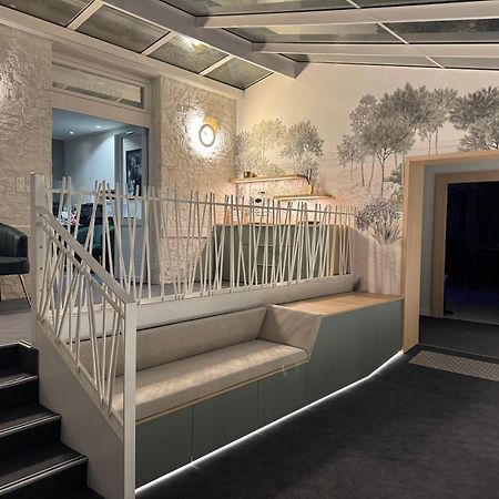 Hotel Calme Des Pins & Spa لي سابلِ دولونْ المظهر الخارجي الصورة