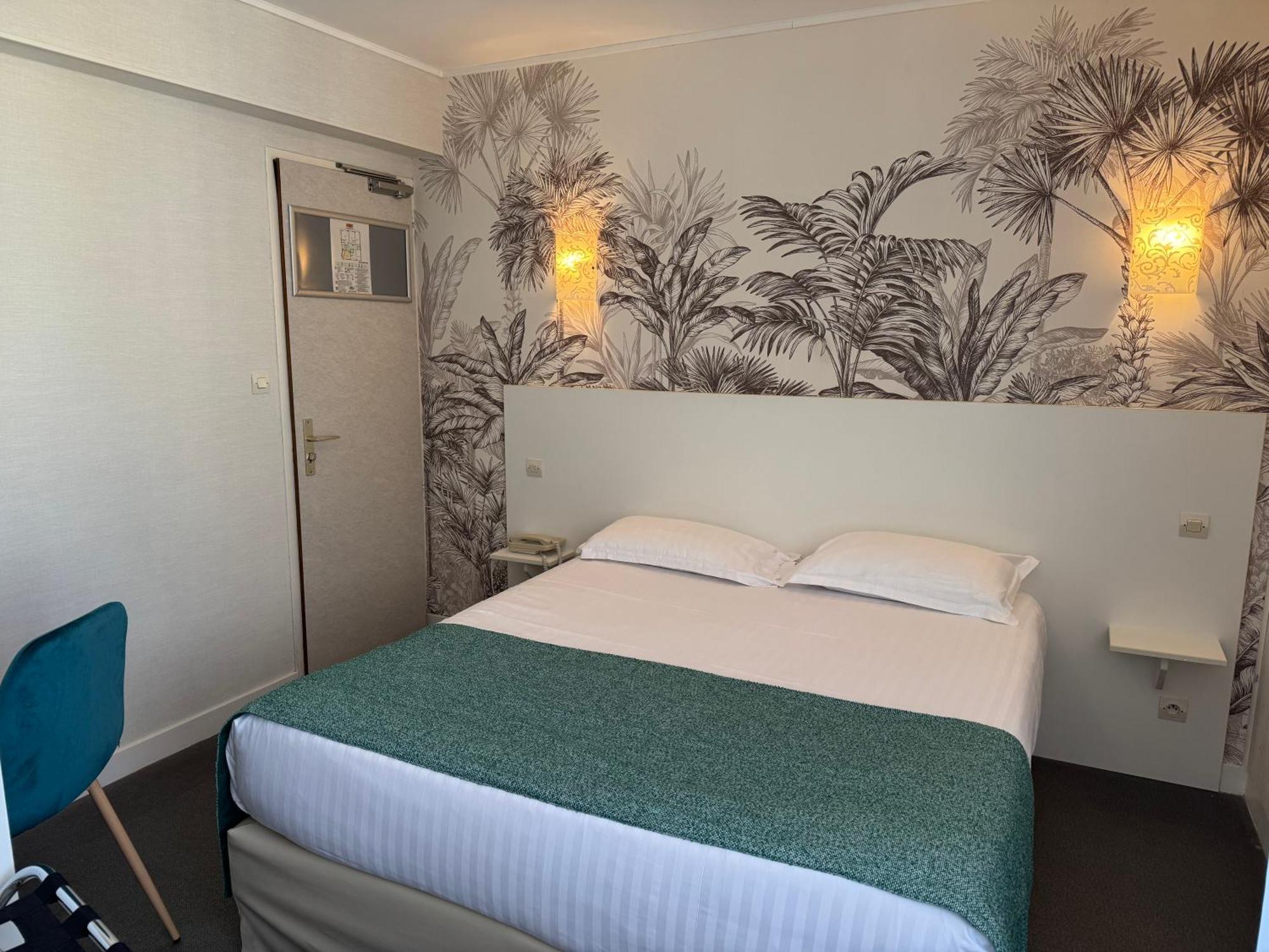 Hotel Calme Des Pins & Spa لي سابلِ دولونْ المظهر الخارجي الصورة