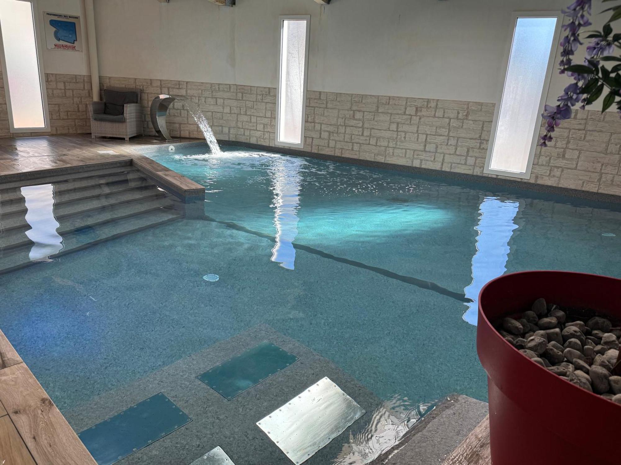 Hotel Calme Des Pins & Spa لي سابلِ دولونْ المظهر الخارجي الصورة